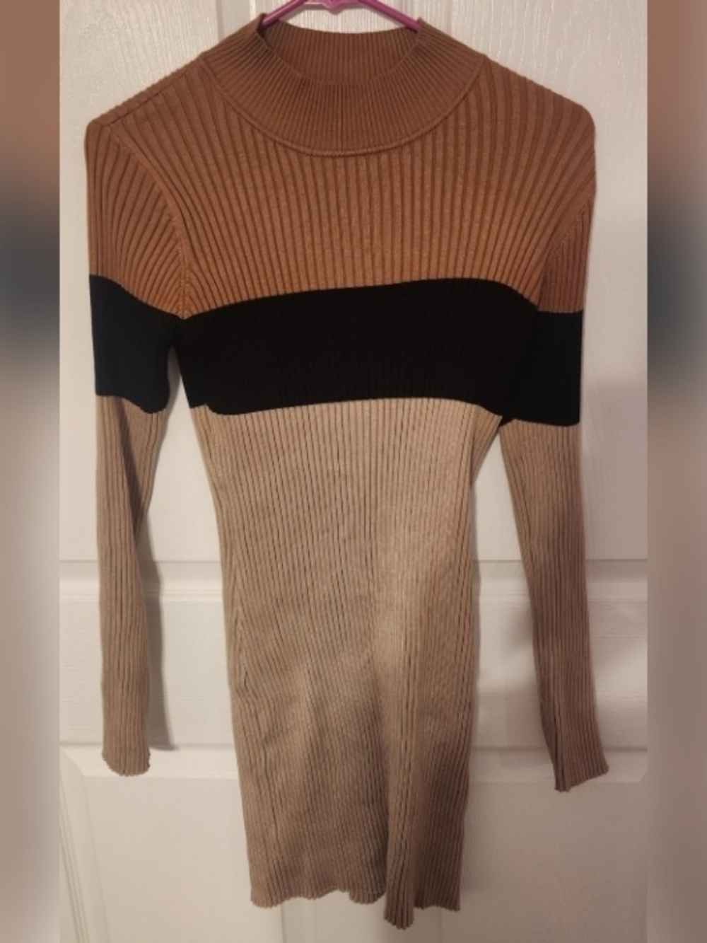 Colorblock Ribbed Long-Sleeve Sweater Dress - Brown/Black/Beige
